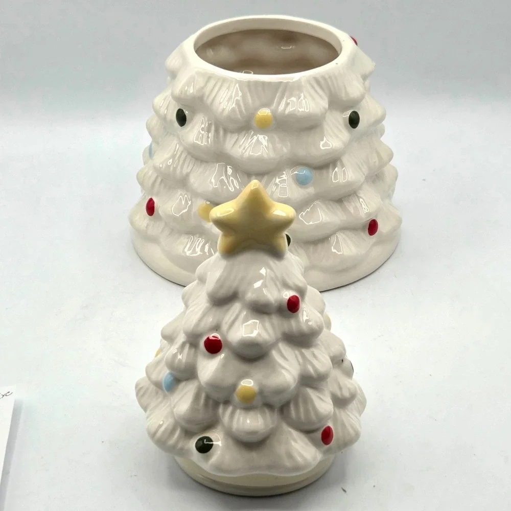 WINTER WONDER LANE WHITE CERAMIC CHRISTMAS TREE‎ COOKIE JAR